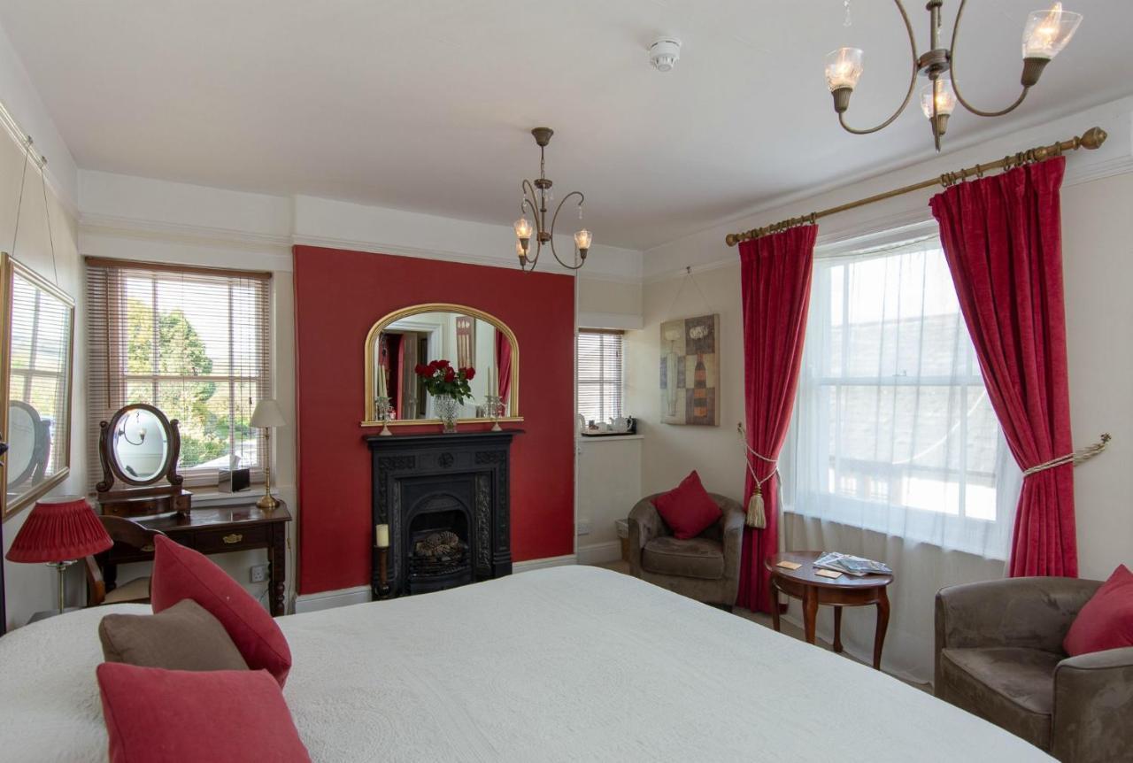 The White House Otel Charmouth Dış mekan fotoğraf